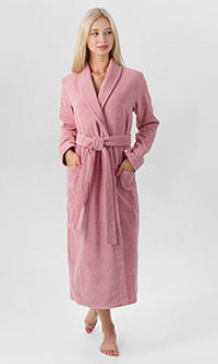 Пудрово-розовый женский махровый халат