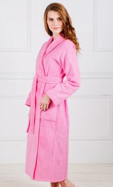 Розовый женский махровый халат